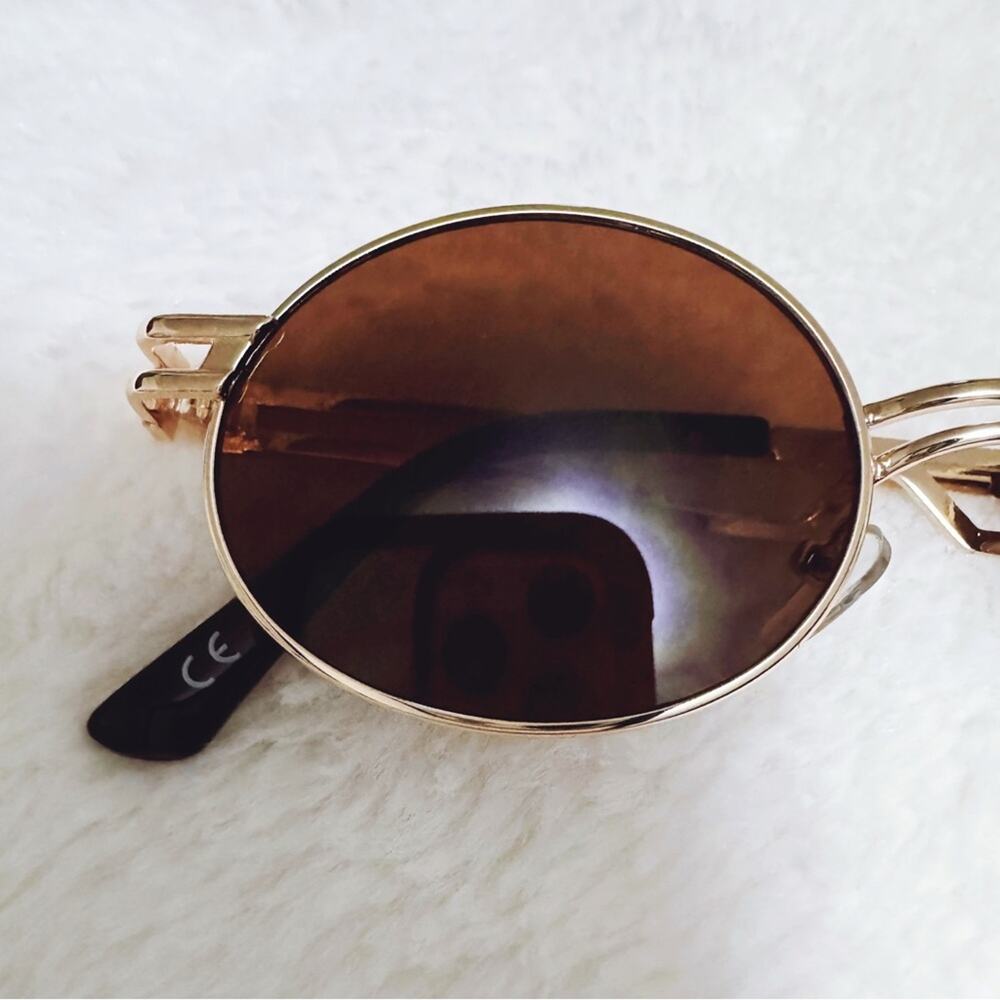 Betsy Brown Round Sunglasses - Picture 3 of 13